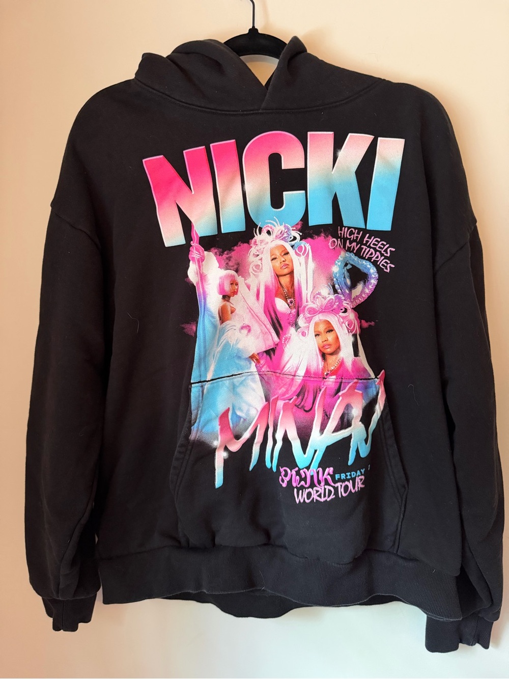 Nicki Minaj Pink Friday World Tour Hoodie XL Black Graphic Pullover Sweatshirt